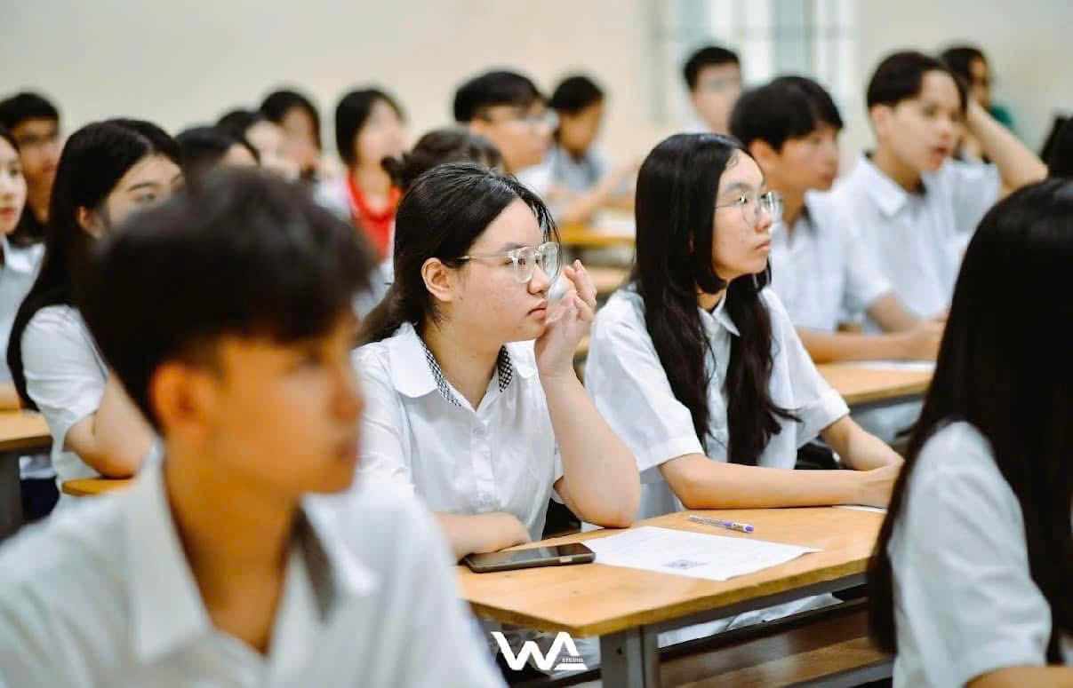 Nhận lớp 04